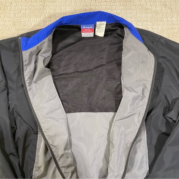 Champion Men’s Black Grey And Blue Windbreaker Size Lg - Picture 7 of 9
